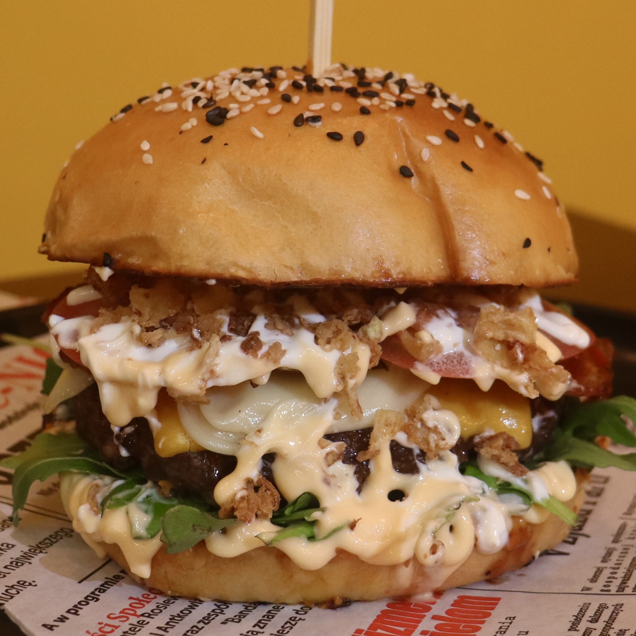 Serowy burger